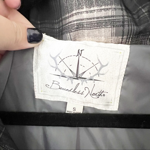 Boundless North Perfect Plaid Puffer Jacket Black Tan S NWT - Picture 6 of 15